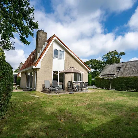 Hoogelandt 134 En 134a * De Koog (Texel)