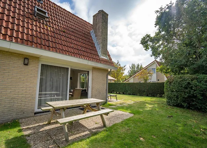 Hoogelandt 134 En 134a * De Koog (Texel)